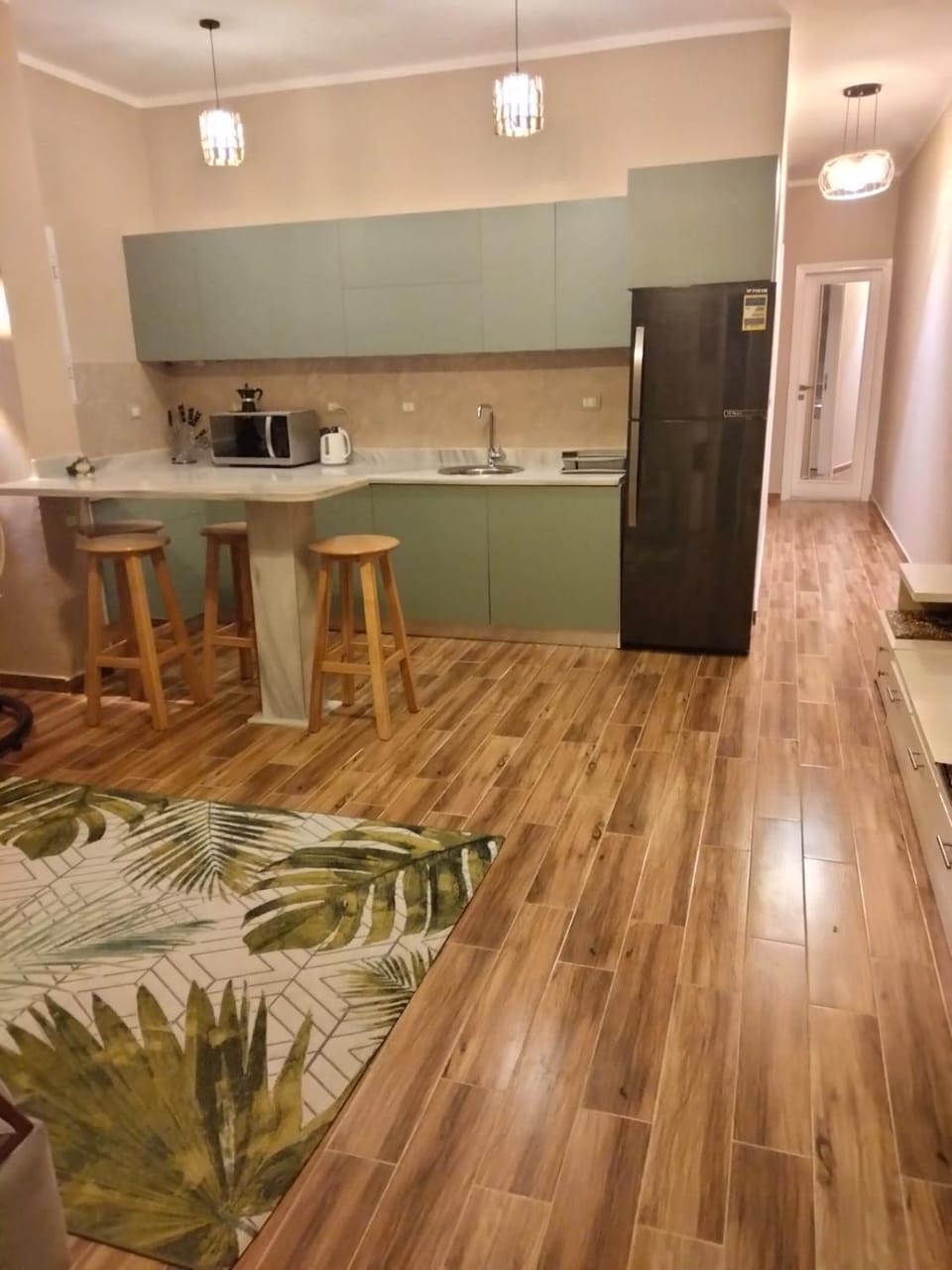 Kitchen or kitchenette, Dining area, minibar, oven, pet friendly, stove