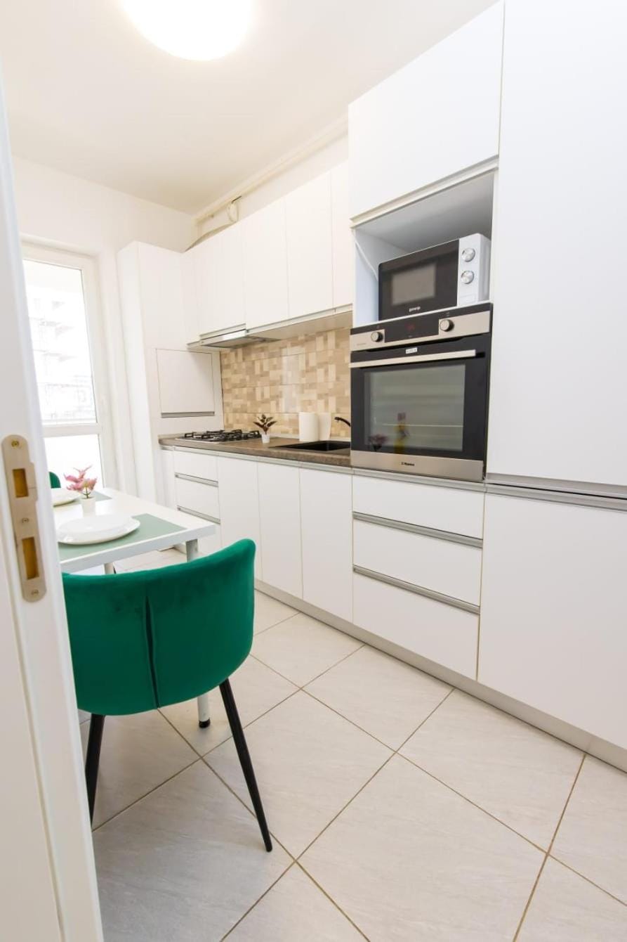 Suit apartment free parking Apartment in Bucharest
