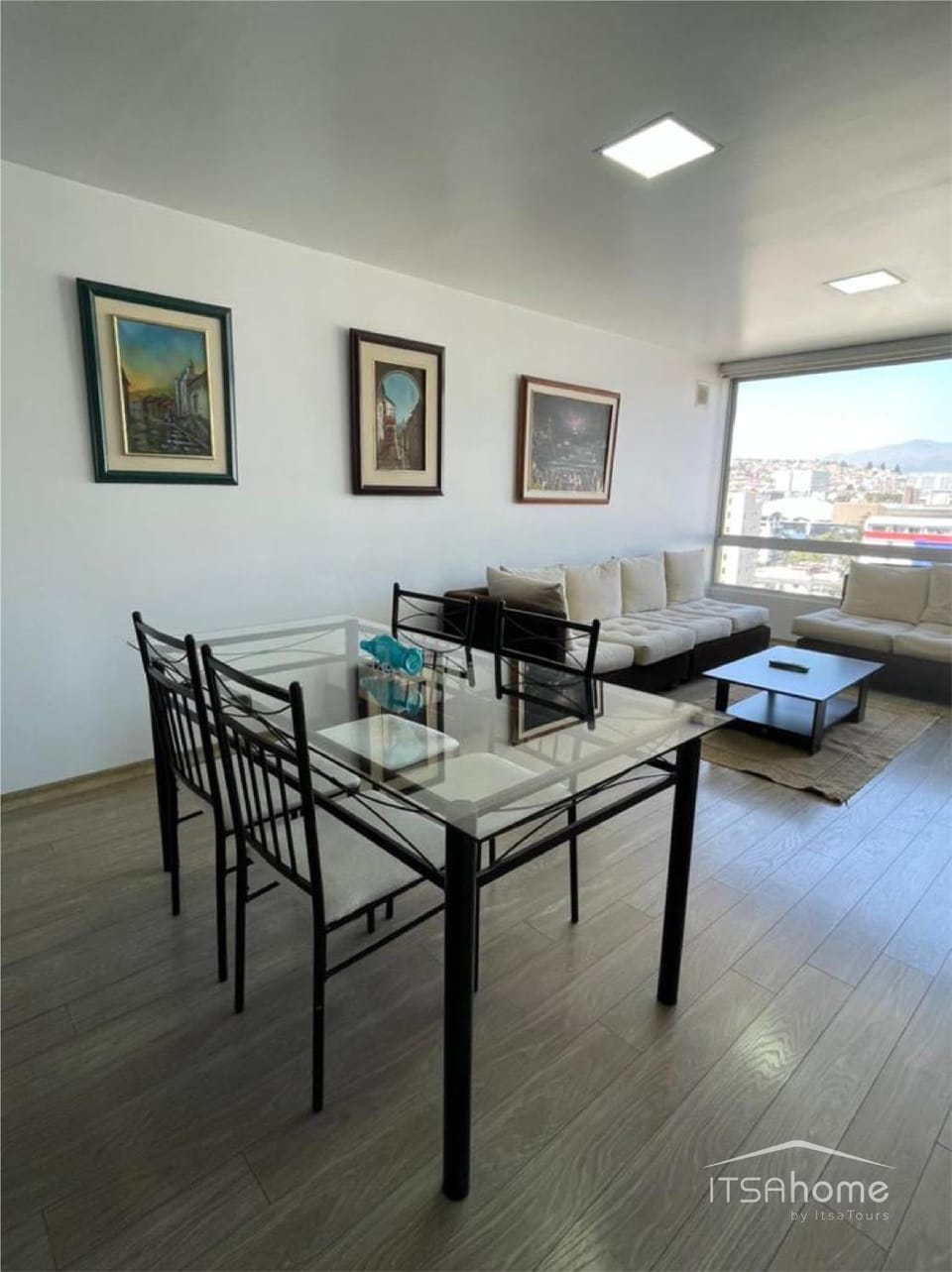 Living room, Dining area