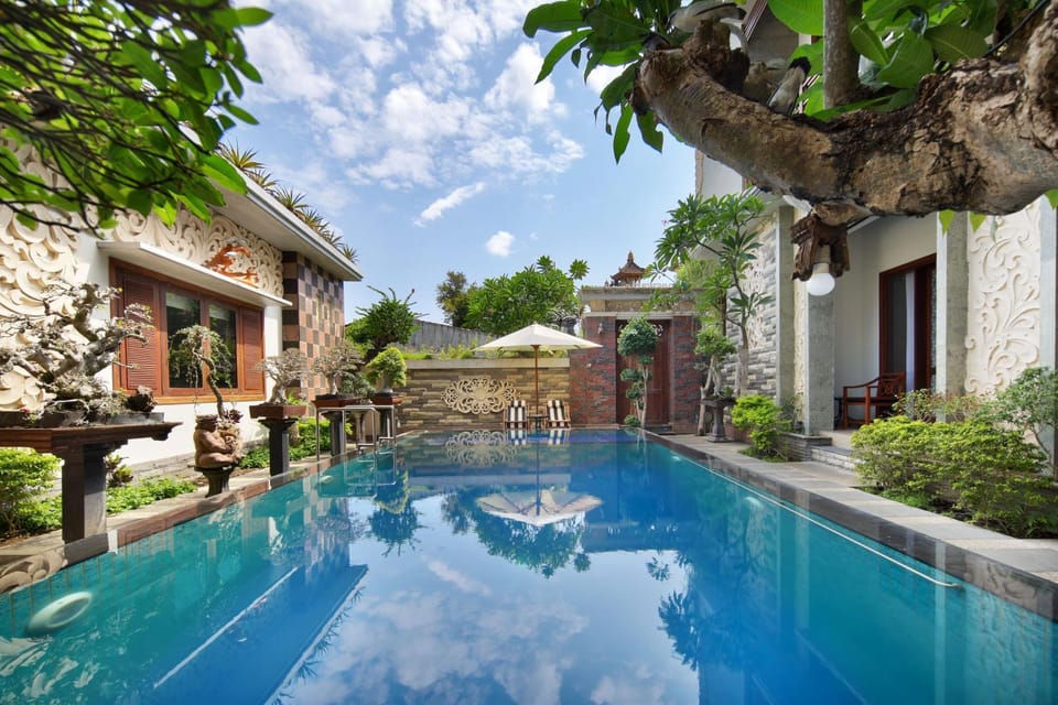 Swimming pool, Swimming pool