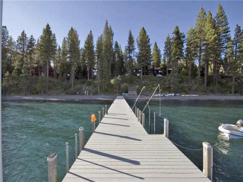 North Shore Lakeside Condo #8 by Tahoe Getaways - Updated 3 Story Condo Near Palisades Resort w HOA! House in Dollar Point