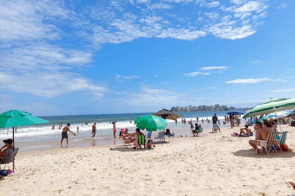 Apê confortável a 100mt do mar, na Praia do Morro. Apartment in Guarapari