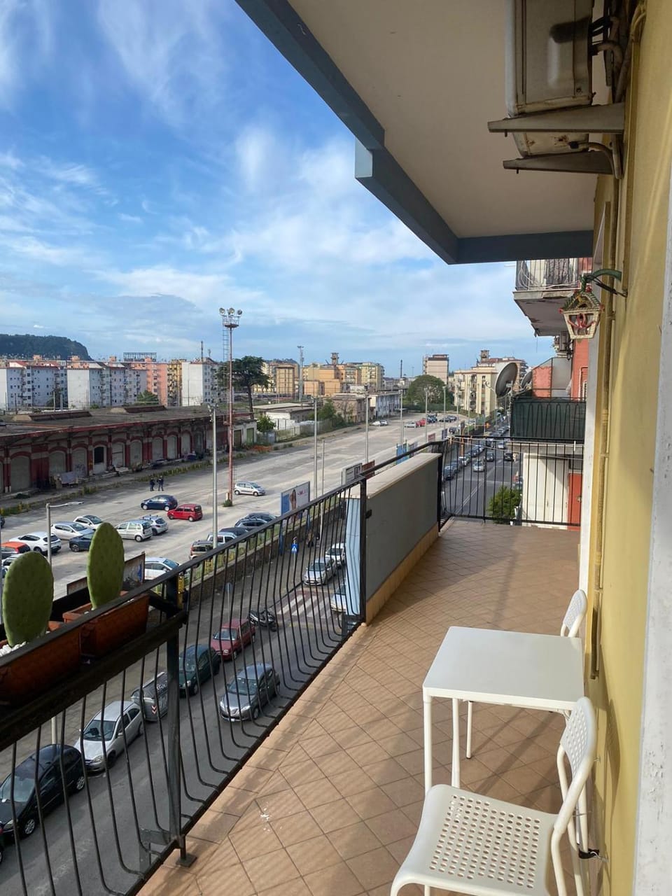 Property building, Day, Neighbourhood, View (from property/room), Balcony/Terrace, Balcony/Terrace, City view, Street view