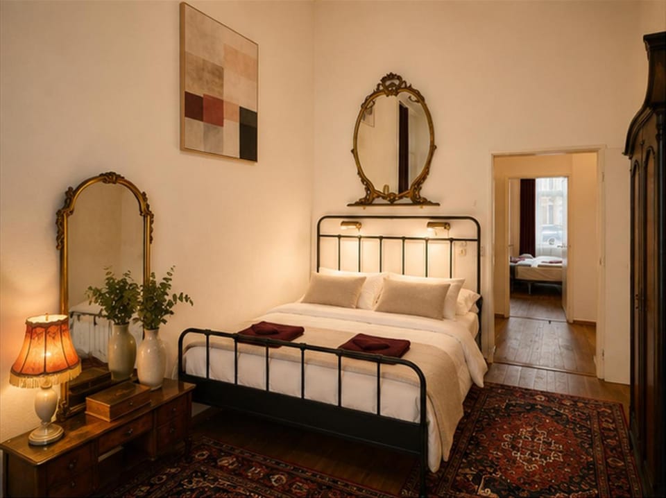 Spacious Vintage Apartment - calm area in Schöneberg Apartment in Berlin