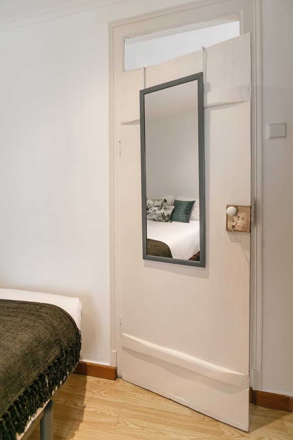 Bed, Decorative detail, Bedroom