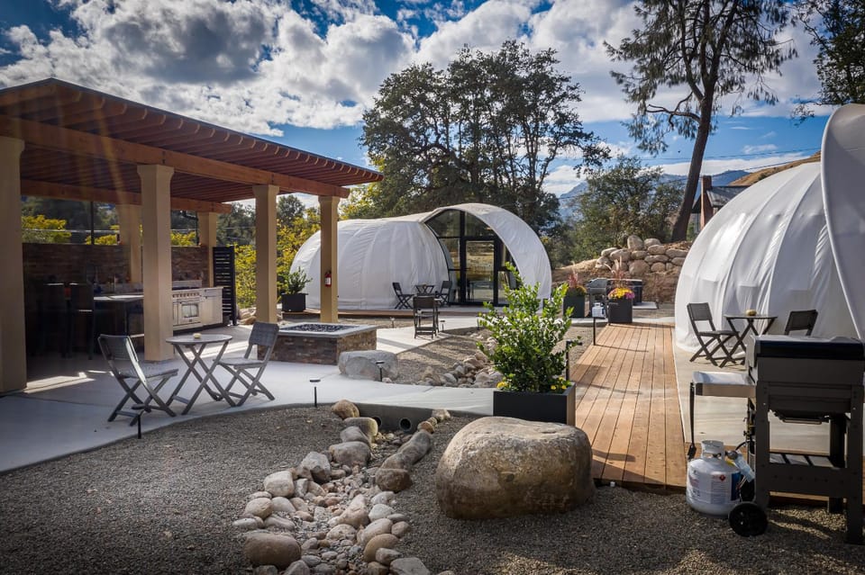 Natural landscape, BBQ facilities, flat iron