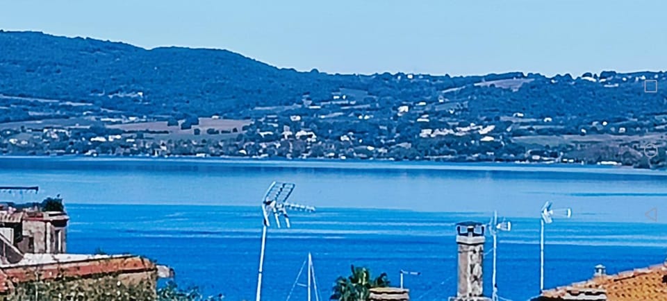 Day, Natural landscape, Lake view, Mountain view