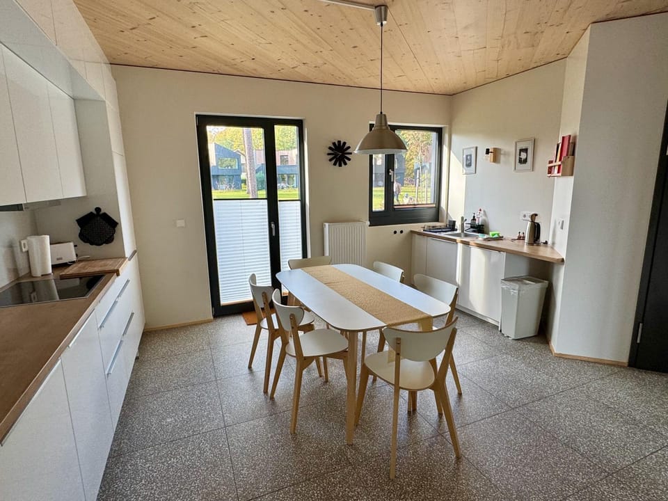 Kitchen or kitchenette, stove, kitchen