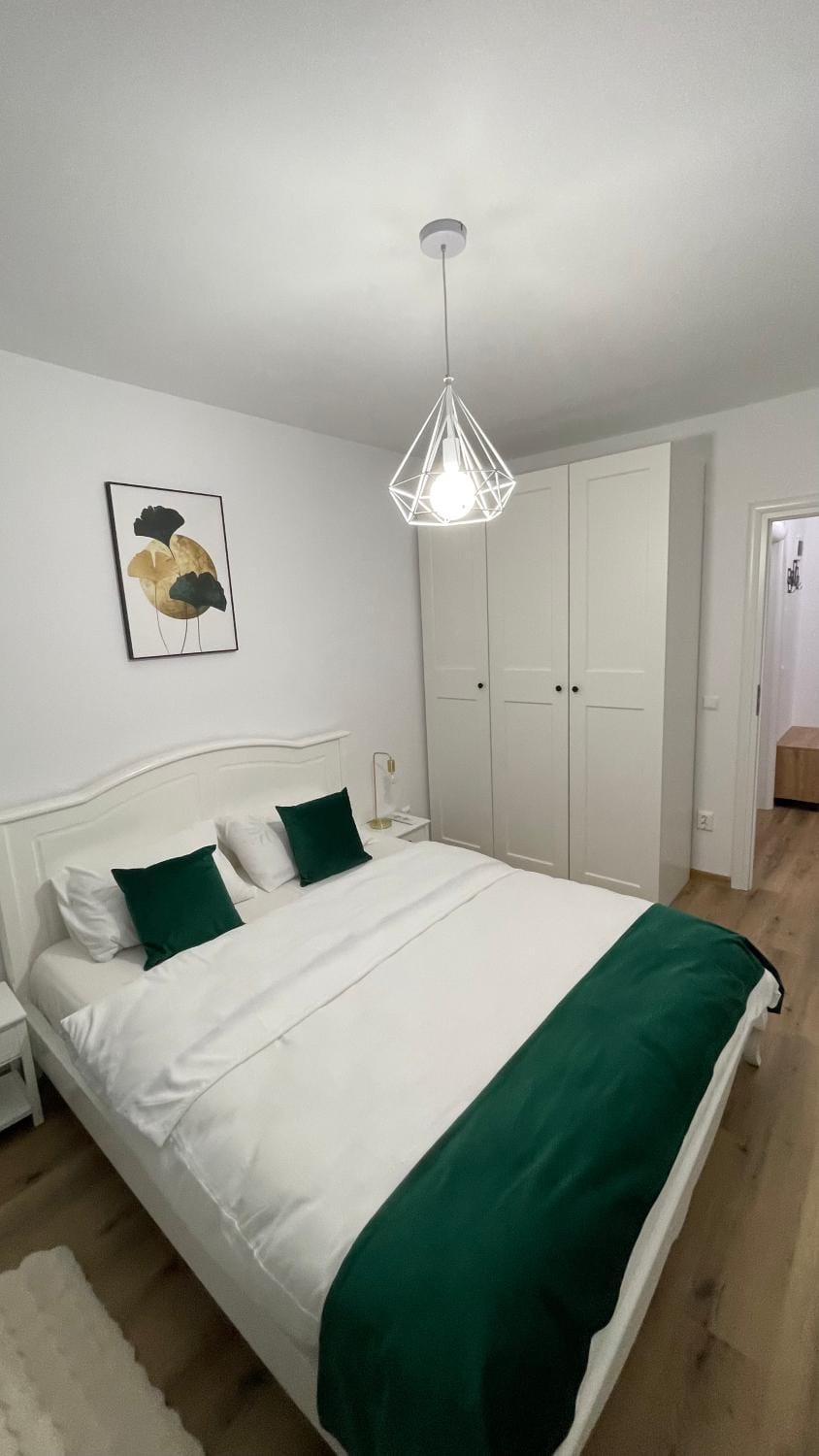 Bedroom, wardrobe