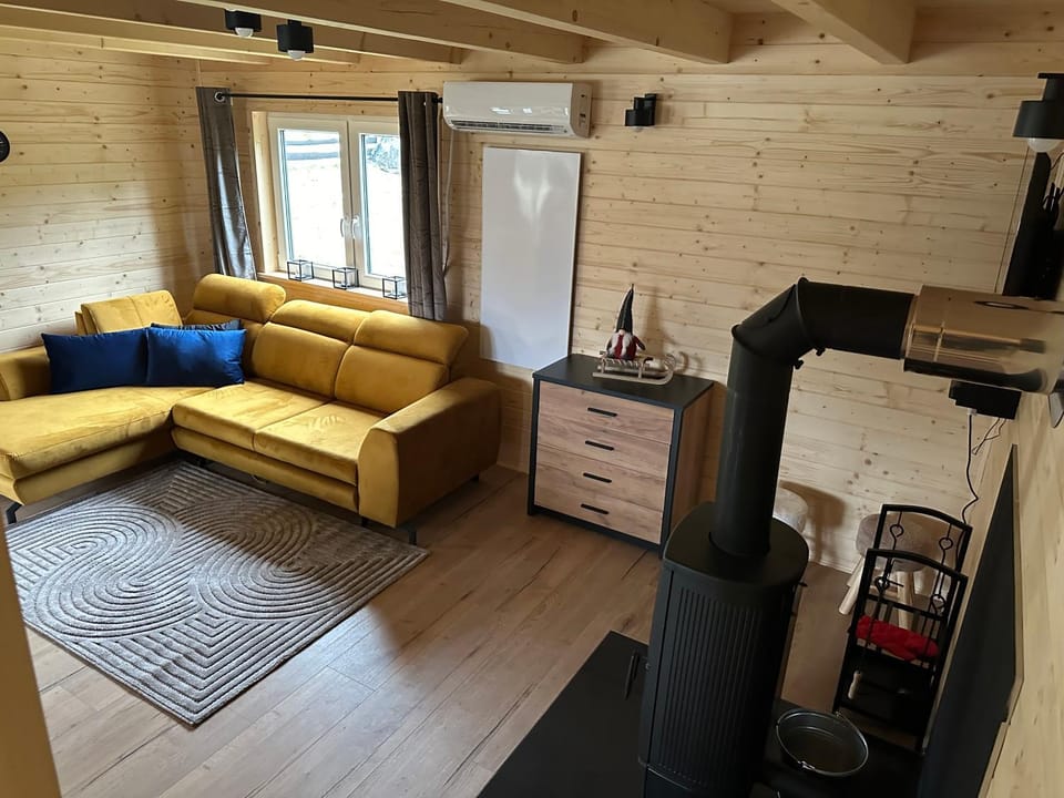 Osada Wichrowe Wzgórze Chalet in Poland