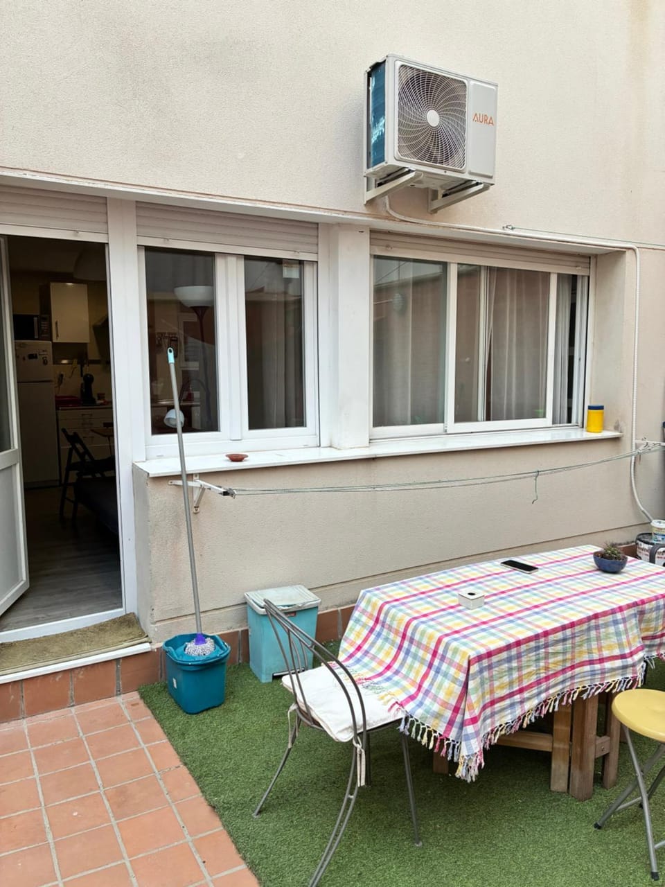 Facade/entrance, Balcony/Terrace, air conditioner