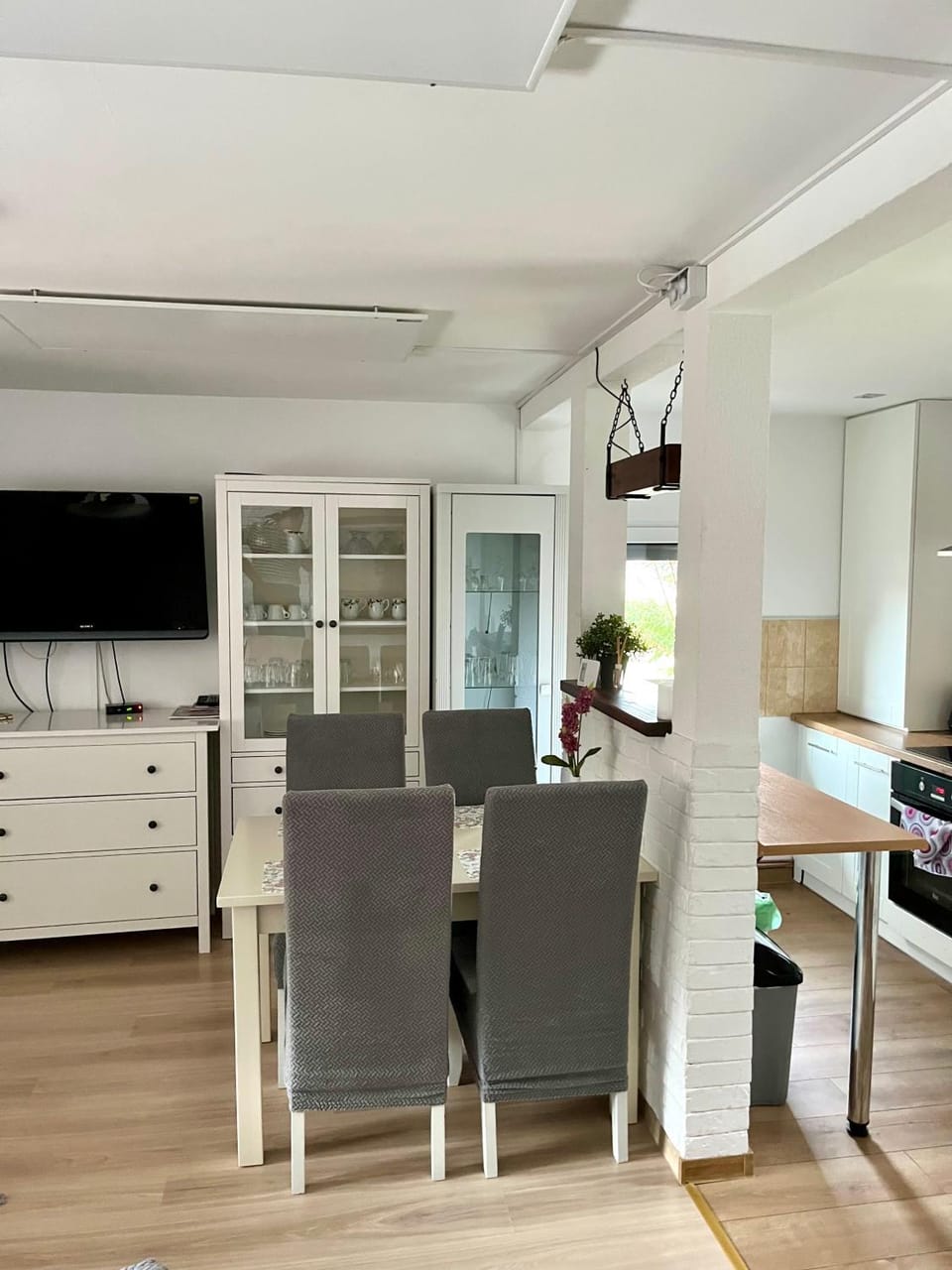 Dom pod świerkiem House in Pomeranian Voivodeship