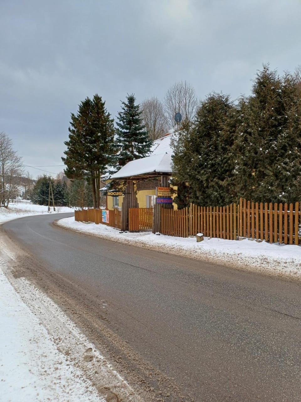 Zacisze Sokolec Apartment in Lower Silesian Voivodeship