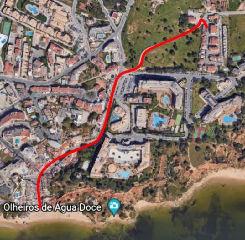 Neighbourhood, Natural landscape, Bird's eye view, City view, Sea view, Street view, Location