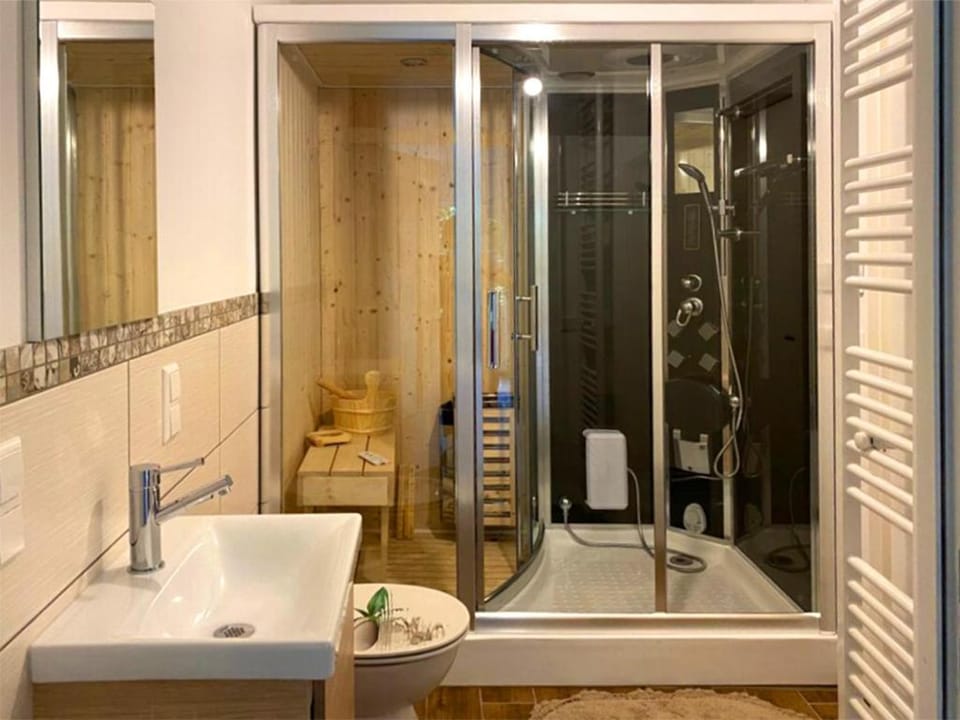 Sauna, Bathroom