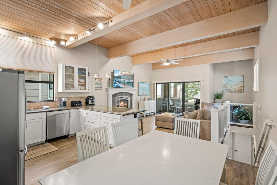 The perfect Forest Pines getaway House in Incline Village