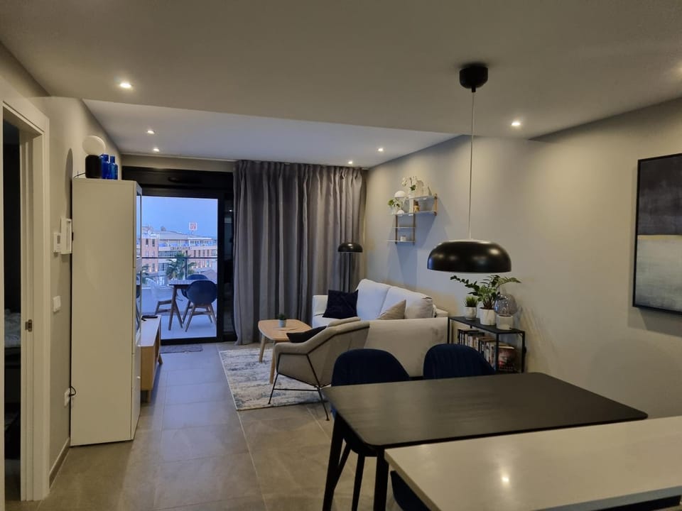 Living room, Seating area, Dining area