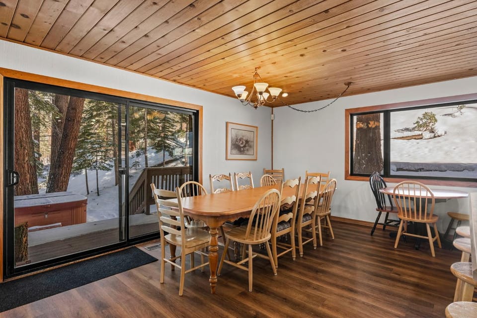 416 Country Club large multi family home House in Incline Village