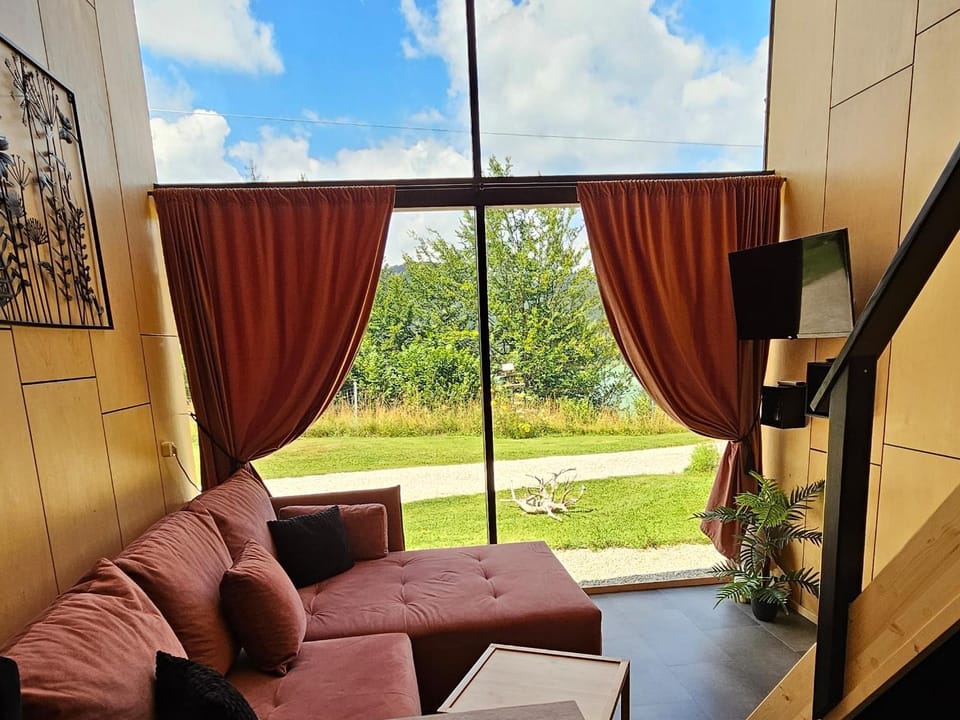 Tiny House 2 Dedinky Privat Wellness Villa in Slovakia