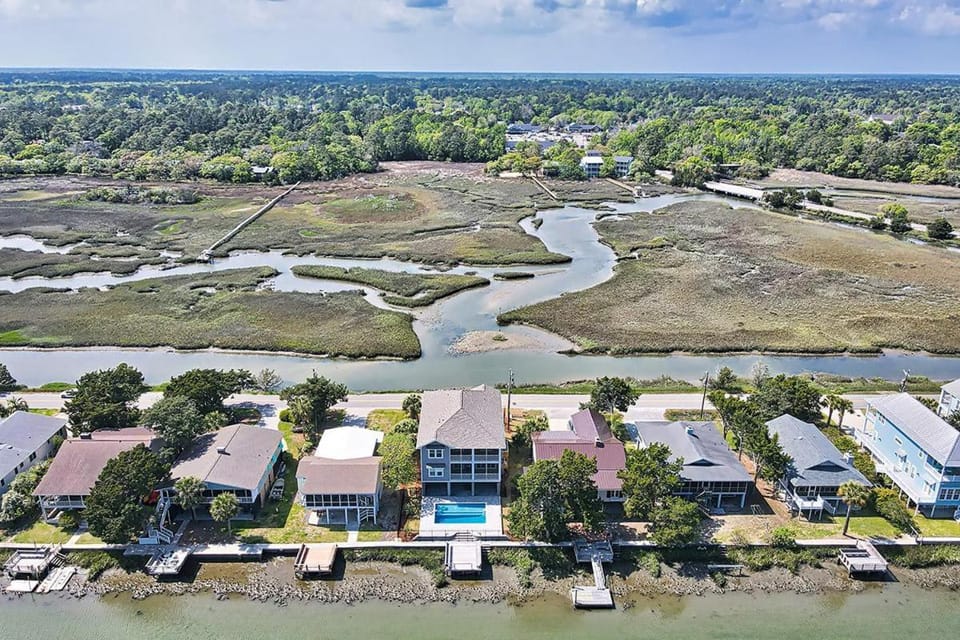 Beautiful Marshview home with 7 Bedrooms House in South Carolina