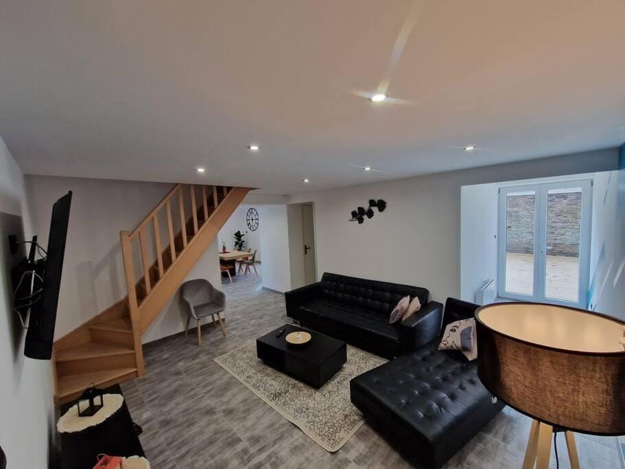 Gîte à 1,9 km du Mont St Michel House in Brittany