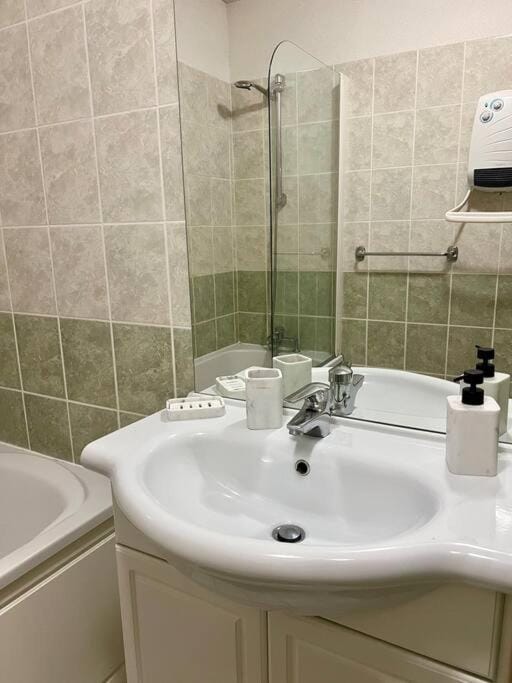 Chez Jack-Résidence-Piscine-Sauna Apartment in Bourgogne-Franche-Comté