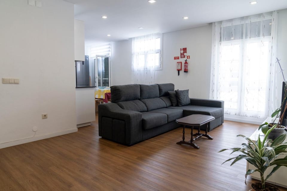 Communal lounge/ TV room, Living room