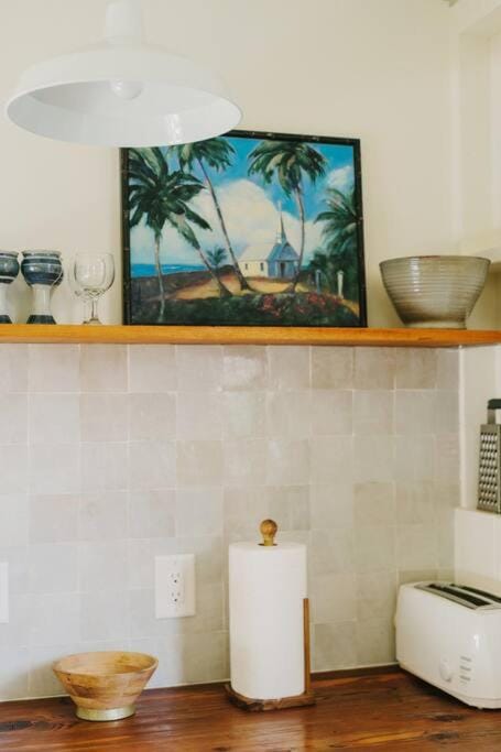 Magic Sands Beach Bungalow House in Big Island