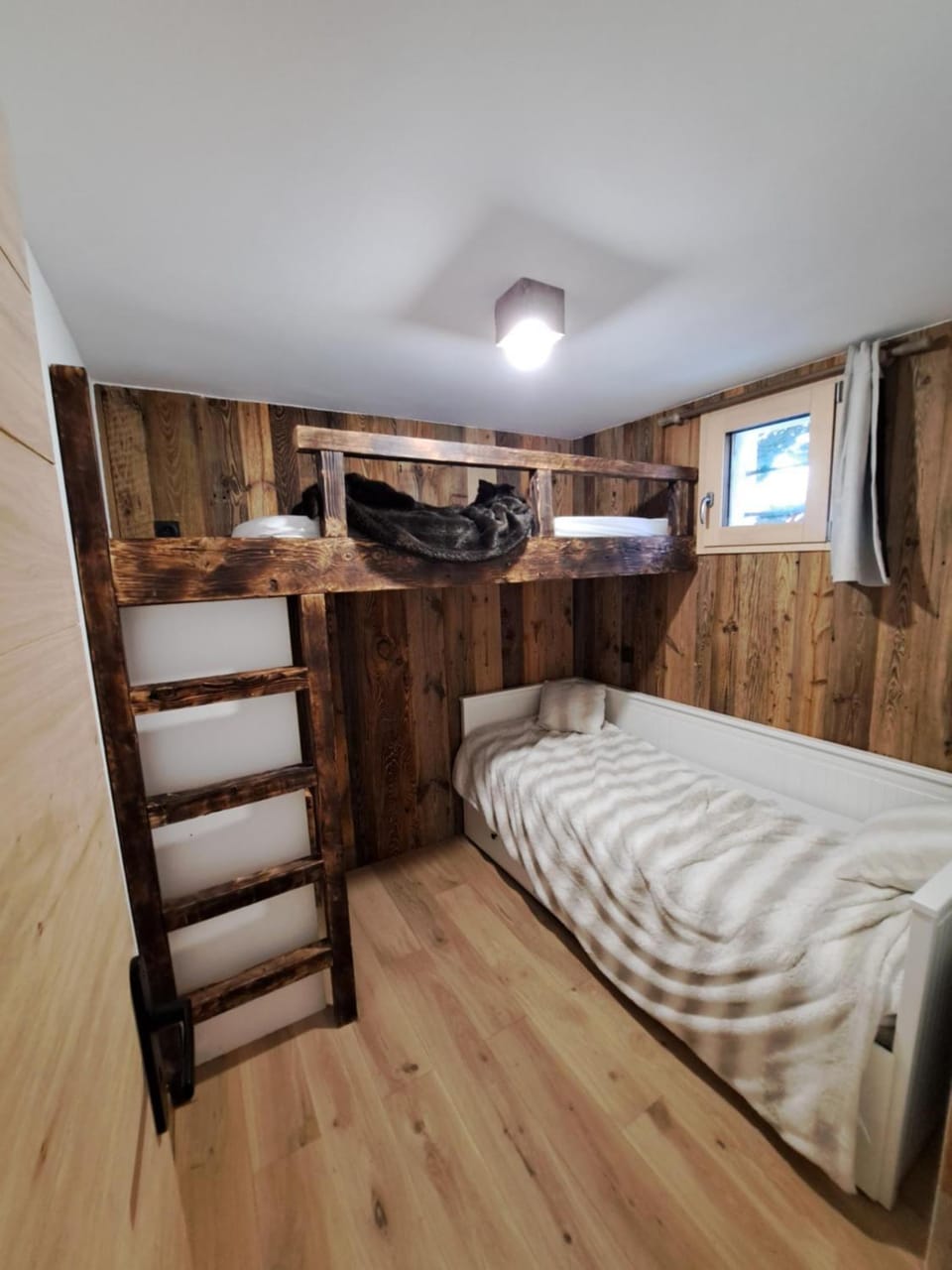 Appartement chaleureux 2 chambres 4-6 personnes Apartment in Montgenèvre