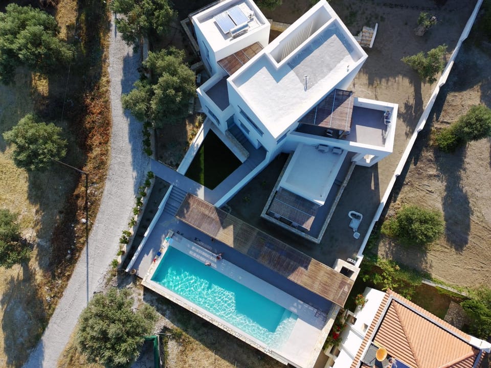 Sterna Suites Apartment in Euboea