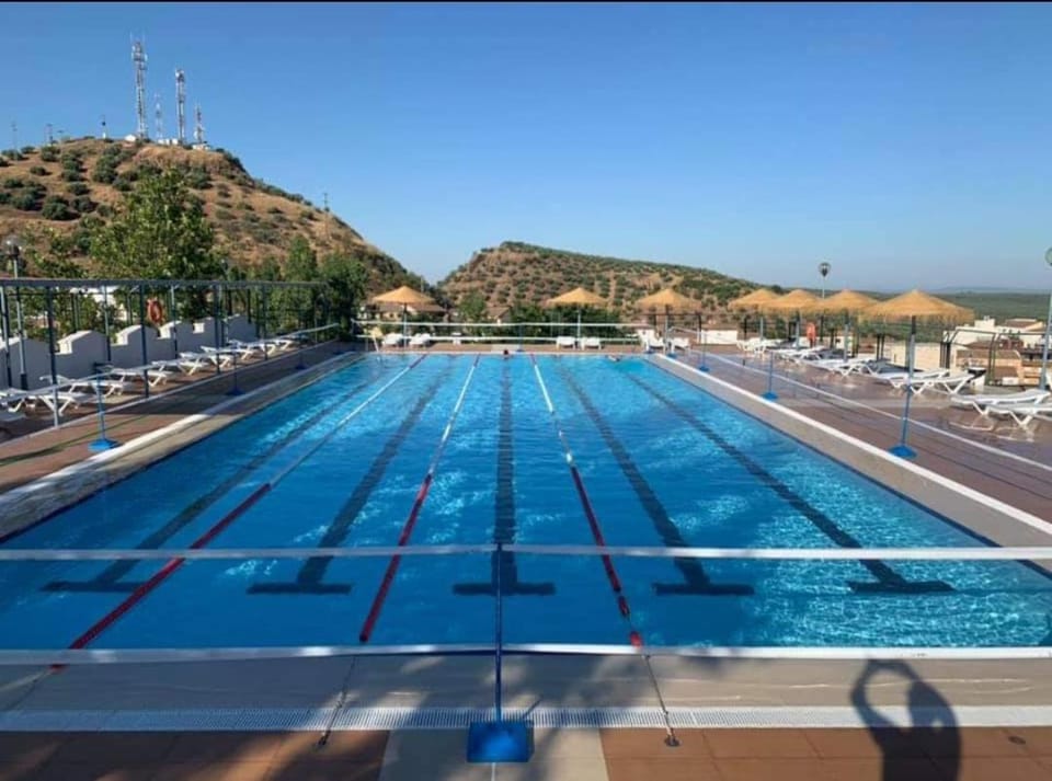 Day, Natural landscape, Pool view, Swimming pool, sunbed