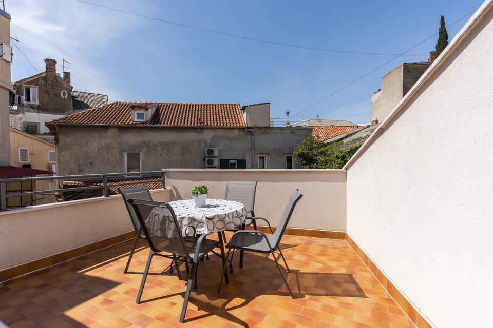 Day, Balcony/Terrace