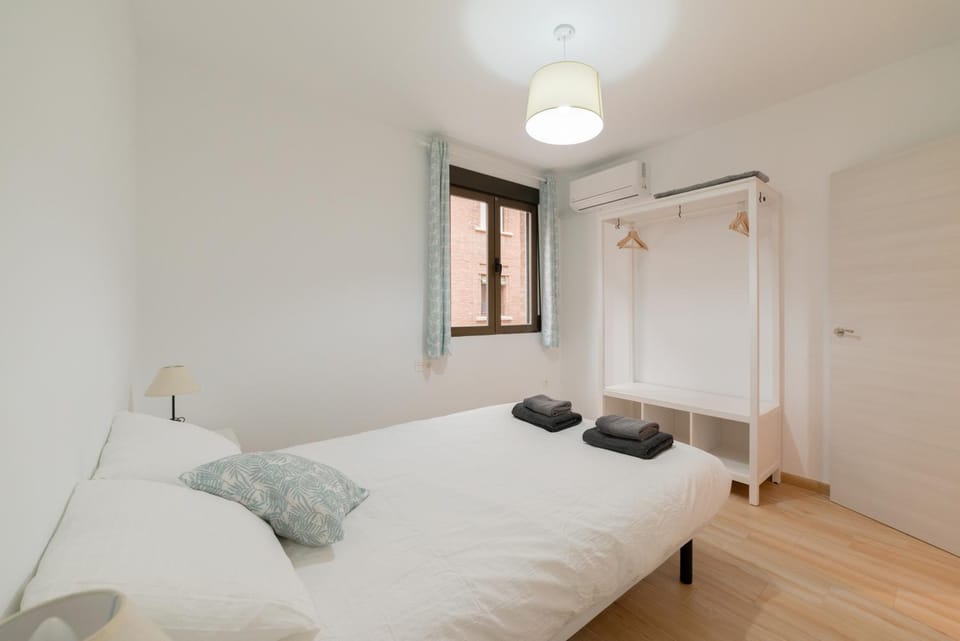 TrendyHomes Granada - moderno apartamento a 15 minutos del centro Apartment in Granada