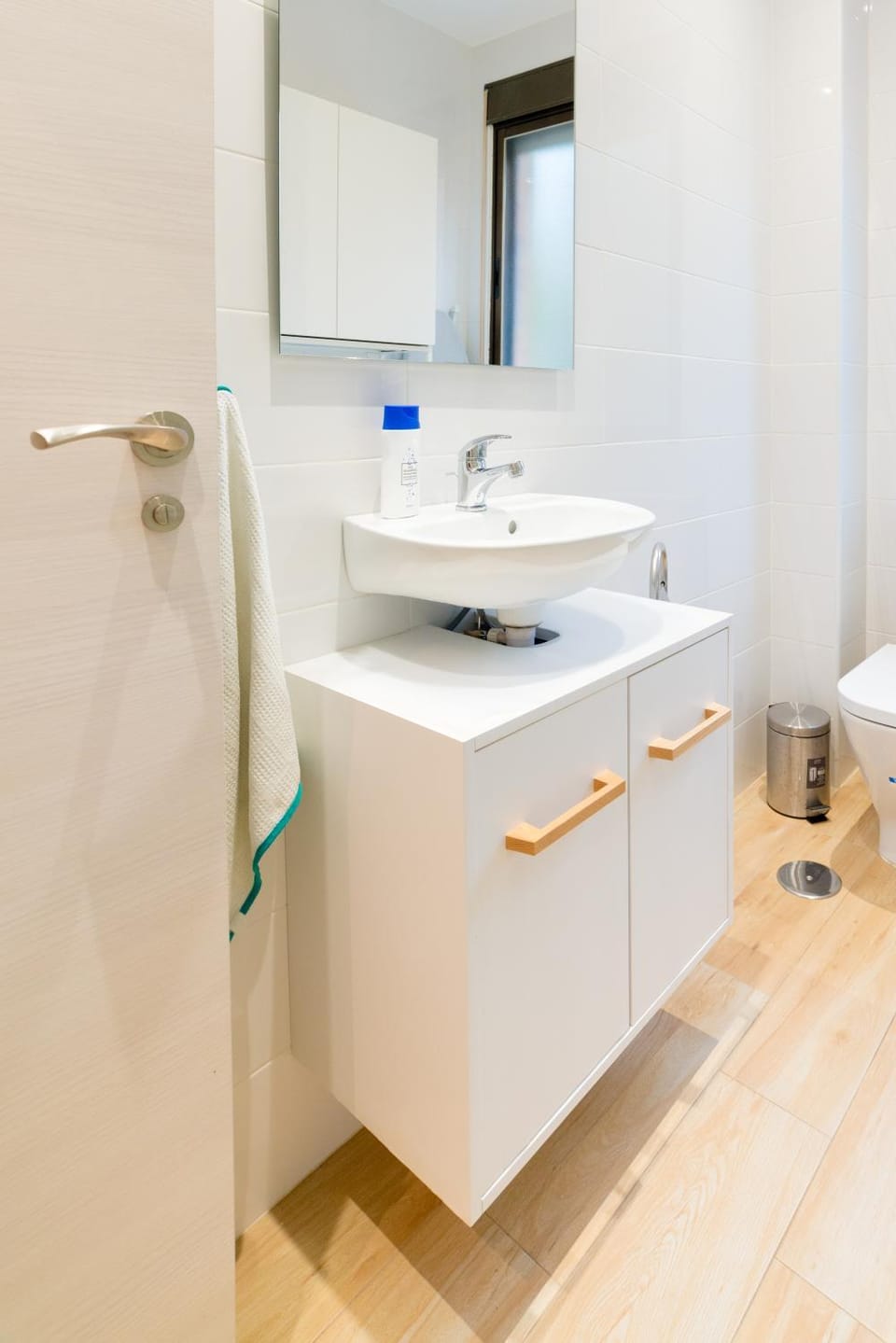 TrendyHomes Granada - moderno apartamento a 15 minutos del centro Apartment in Granada