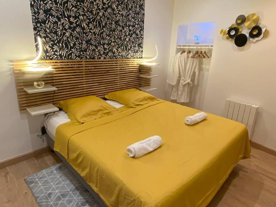 Maison avec Jacuzzi - Louvres proche Roissy CDG - Paris Apartment in Île-de-France