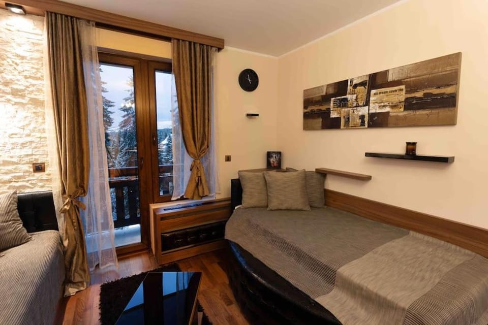 Apartman W Residence Apartment in Serbia