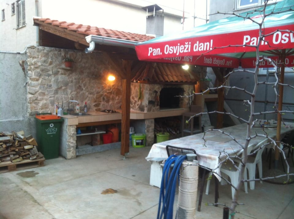 Rooms Ivica Vodice Bed and Breakfast in Šibenik-Knin County, Croatia