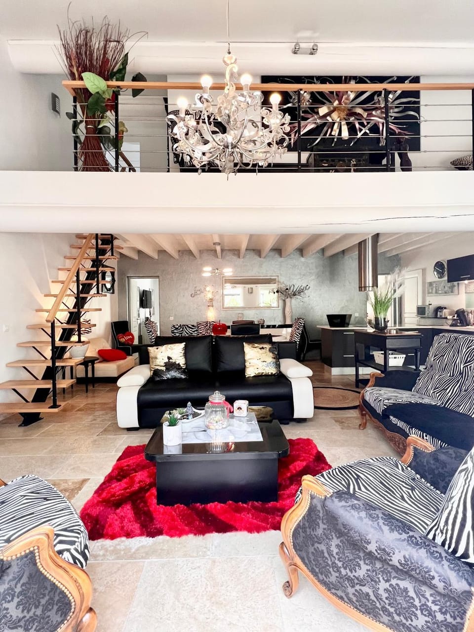 Living room, Dining area