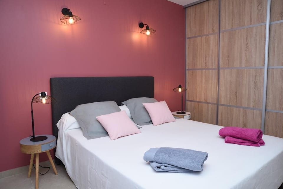 Bed, Bedroom, wardrobe