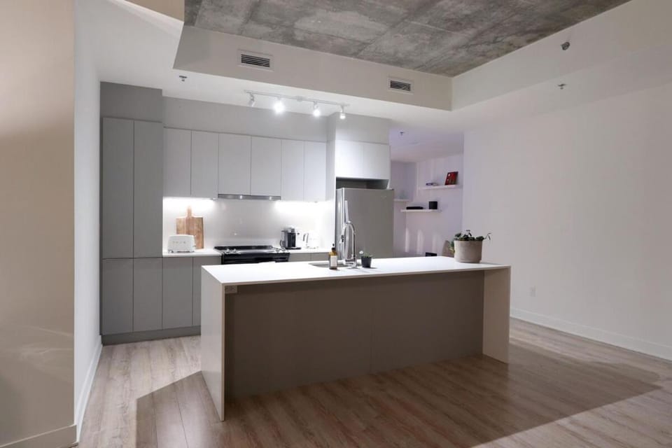 Appartement de luxe avec piscine Apartment in Montreal