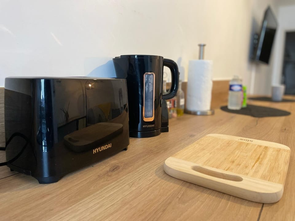 Coffee/tea facilities, Dining area