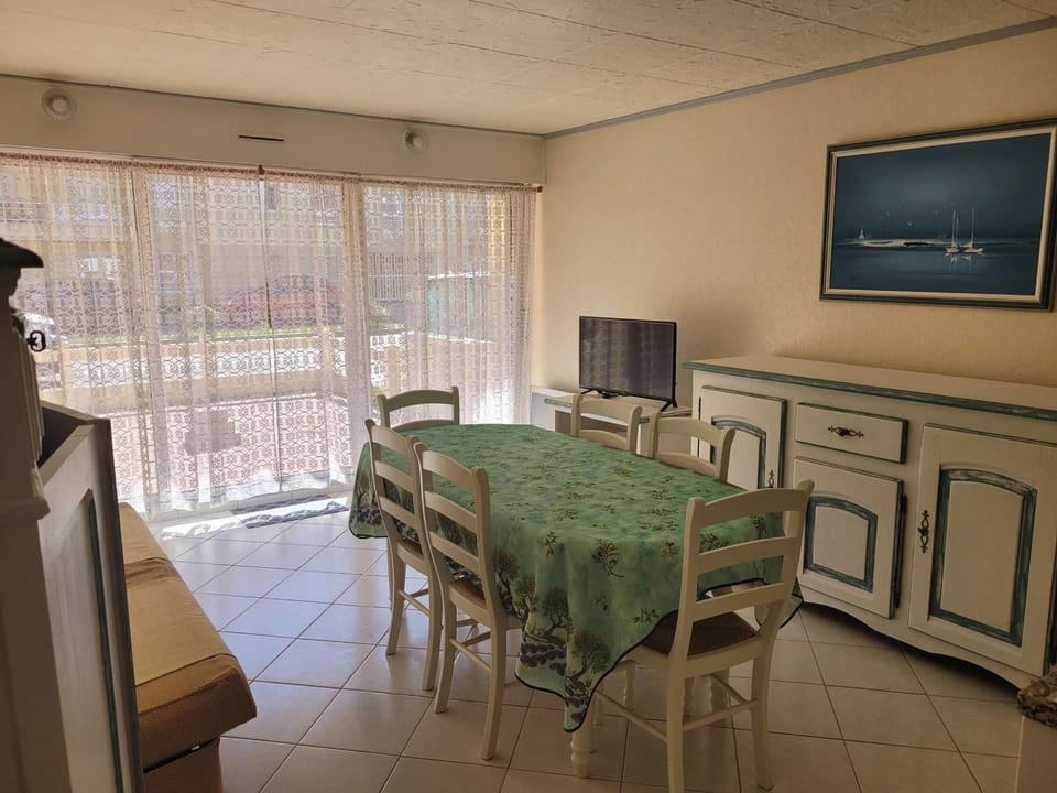 Charmant Appart 4 Pers Proche Mer avec Terrasse et Parking, Stella - FR-1-672-30 Apartment in Hauts-de-France
