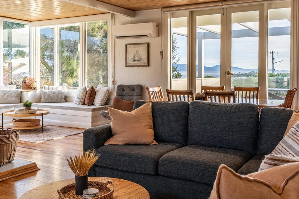 Living room, Seating area, Dining area, Mountain view, Mountain view, Sea view, Sea view