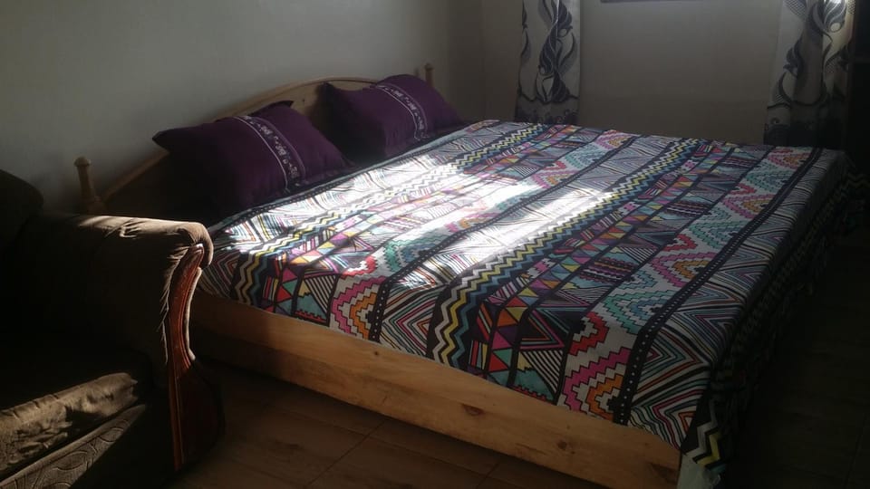 PagersHome Suites- RUSTIC Bed and Breakfast in Africa