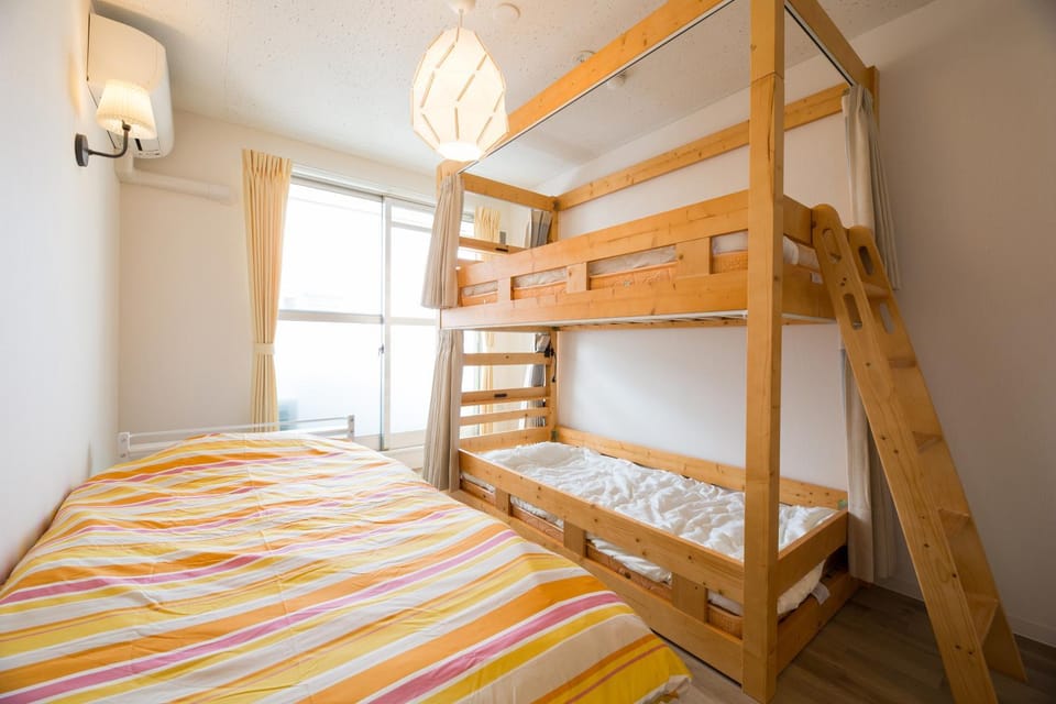 Photo of the whole room, Bedroom, bunk bed
