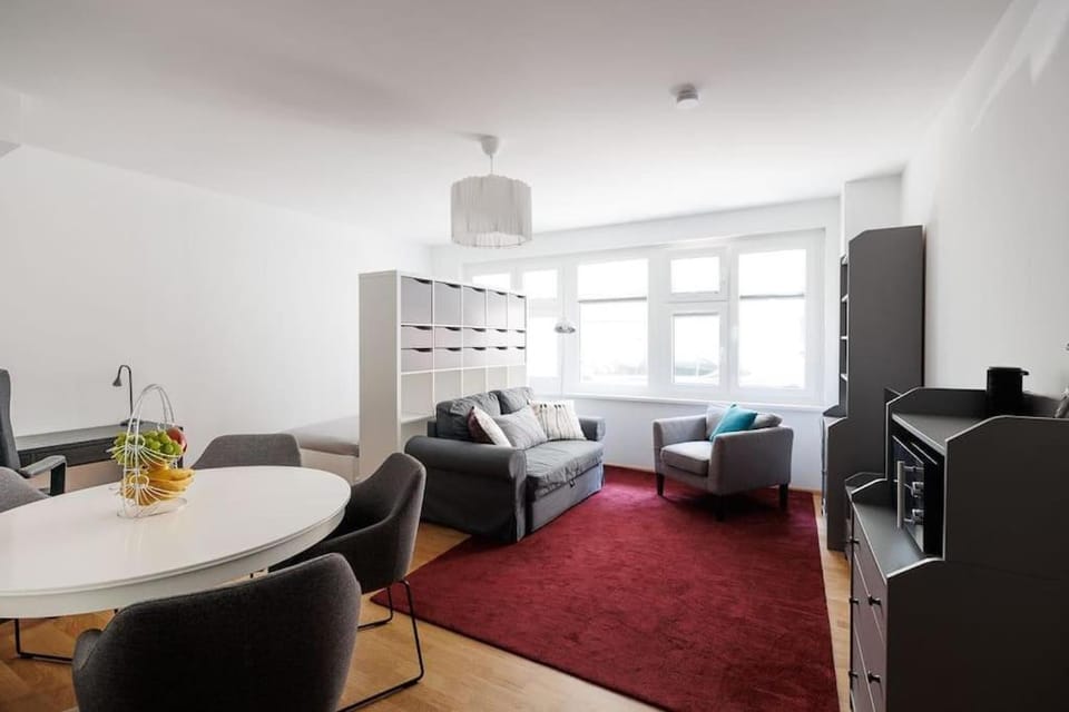 NEW! Convenient ViennaLove Apartment WienMeidling Apartment in Vienna