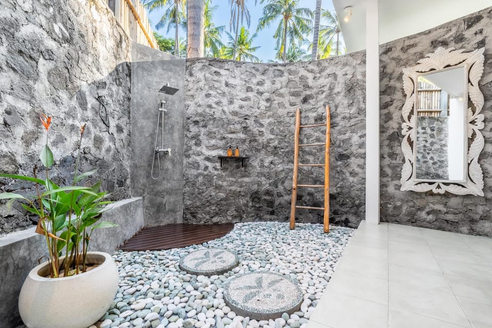 Shower, Bathroom, towels