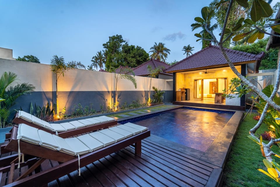 Patio, Natural landscape, Garden, View (from property/room), Balcony/Terrace, Garden view, Pool view, Swimming pool, Swimming pool, sunbed