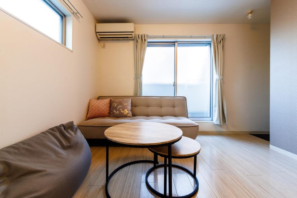 Living room, air conditioner