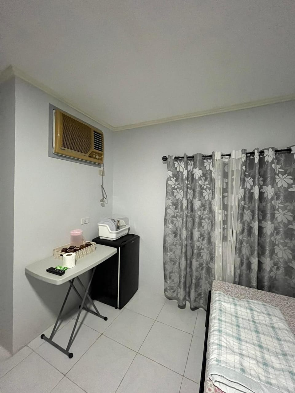 Nolina's Transient Rooms - Alaminos, Pangasinan Inn in Ilocos Region